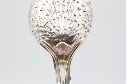Cuillère à sucre en argent de Style XVIIIeme...
