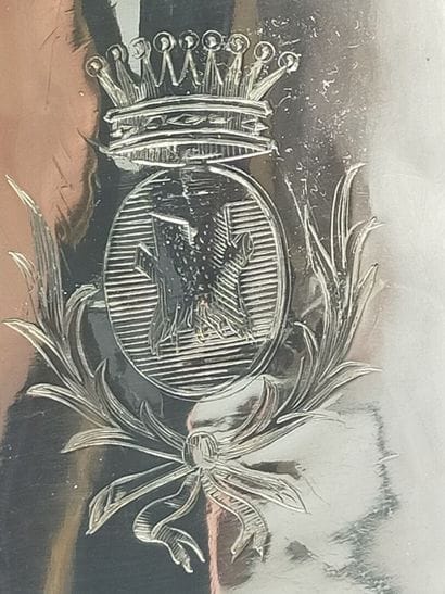 PARIS 1763
Rare verseuse en argent de forme...