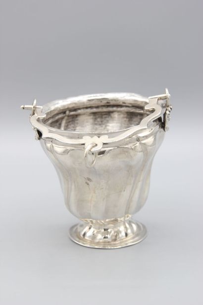 Holy water bucket in silver / hammered oval...