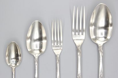 Ménagère complète en argent de PUIFORCAT...