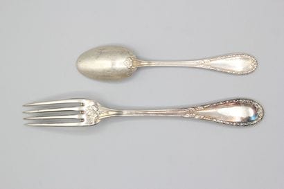 10 silver dessert forks and 11 coffee spoons,...