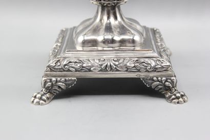 Covered drageoir, of square form, silver...