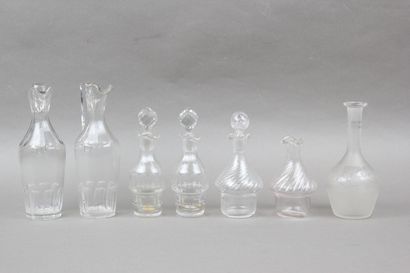 Important Lot in crystal composed of:
-Pair...
