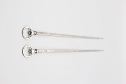 Paire de grands hâtelets / brochettes en...