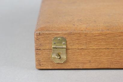 Wooden household set (probably in walnut)...