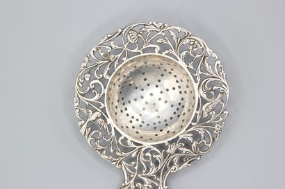 NETHERLANDS 1876.
Silver tea-pot holder with...
