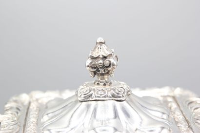 Covered drageoir, of square form, silver...