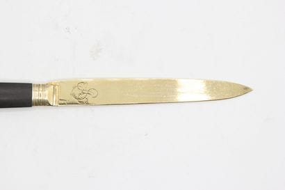 PARIS 1788.
Couteau / Coupe papier d'époque...