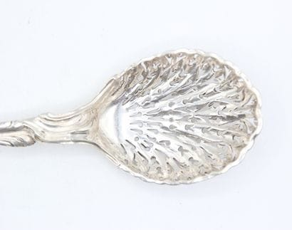 Cuillère à sucre en argent de Style XVIIIeme...