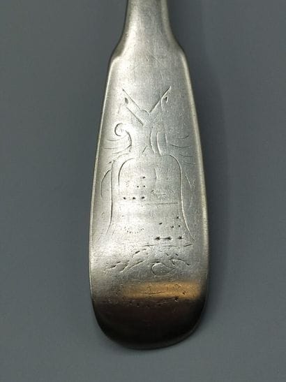 TOULOUSE 1781-89
Cuillère à ragoût en argent...