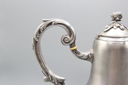 Silver coffee pot
Decorated with guilloche.
Rests...