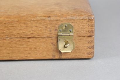 Wooden household set (probably in walnut)...