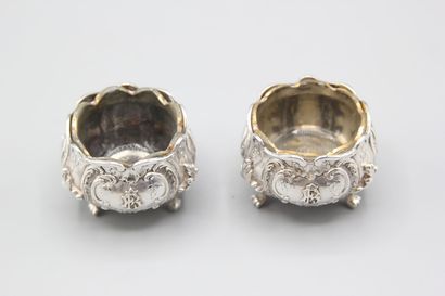 FRAY-HARLEUX.
Pair of silver saltcellars...