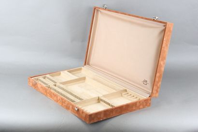 Household set.
Suitable for storing 12 large...