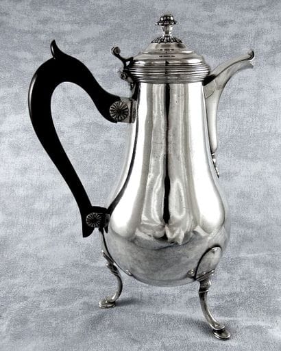 SALINS 1772-73
Grande verseuse ou cafetière...