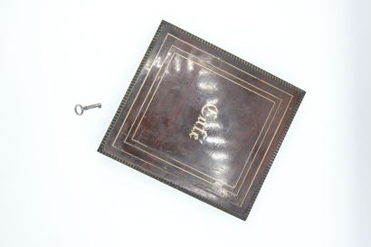 Wooden box (mahogany ?) for spoons service,...