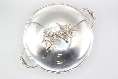 Silver covered vegetable dish with fretel...