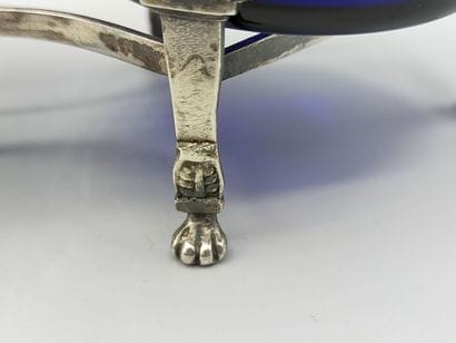 Double salière Empire, monture en argent,...