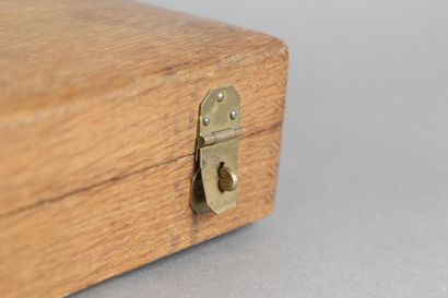 Wooden household set (probably in walnut)...