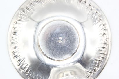 Tasse et soucoupe en argent de St. Louis...