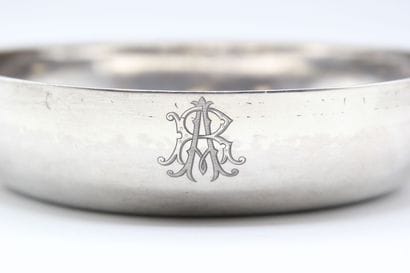 Bourgogne / MÂCON 1780 
Ecuelle en argent...