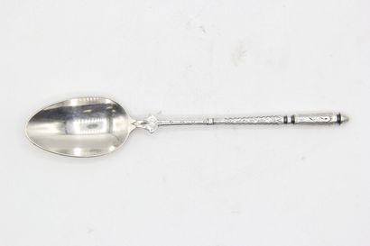 Service de couillères en argent au modèle...