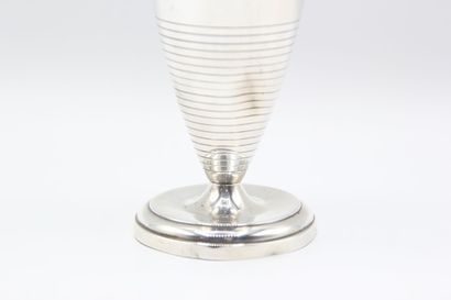 Cup of price in silver.
Base decorated with...