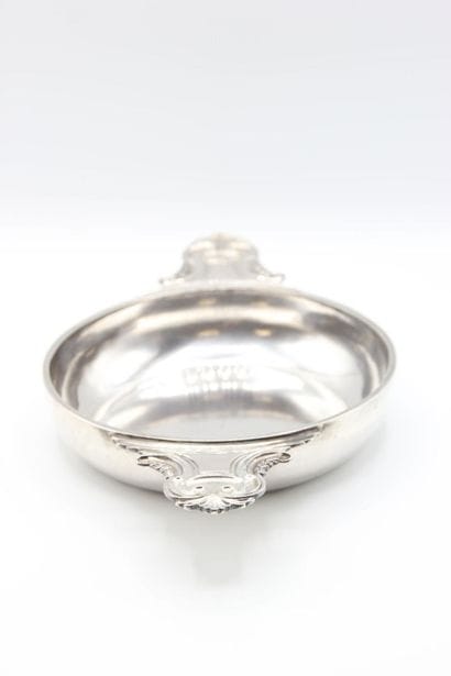 Bourgogne / MÂCON 1780 
Ecuelle en argent...