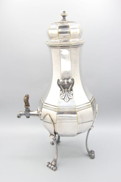 AUCOC
Important samovar en argent et métal...