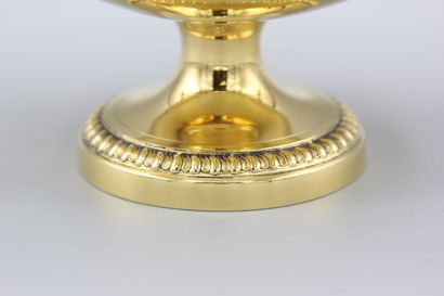 PARIS 1834-38
Drageoir entièrement en vermeil...