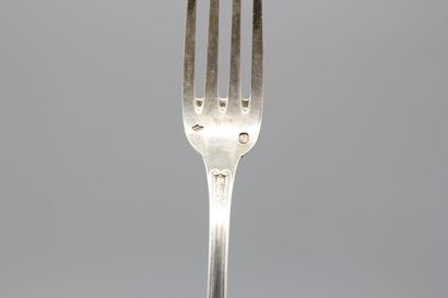 10 silver dessert forks and 11 coffee spoons,...