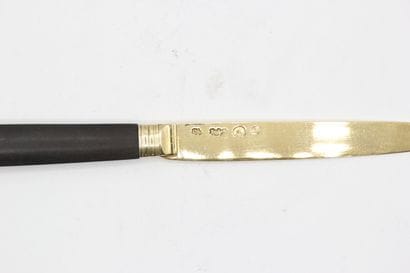 PARIS 1788.
Couteau / Coupe papier d'époque...