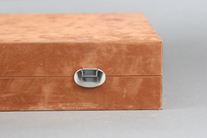 Household set.
Suitable for storing 12 large...