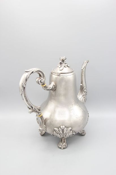 Silver coffee pot
Decorated with guilloche.
Rests...