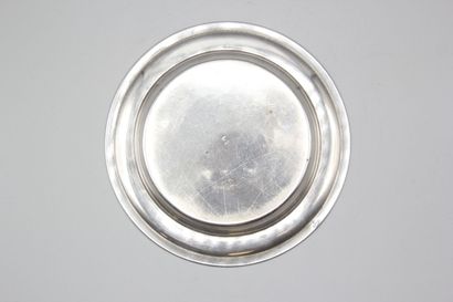 Bottle coaster in silver.
Border decorated...