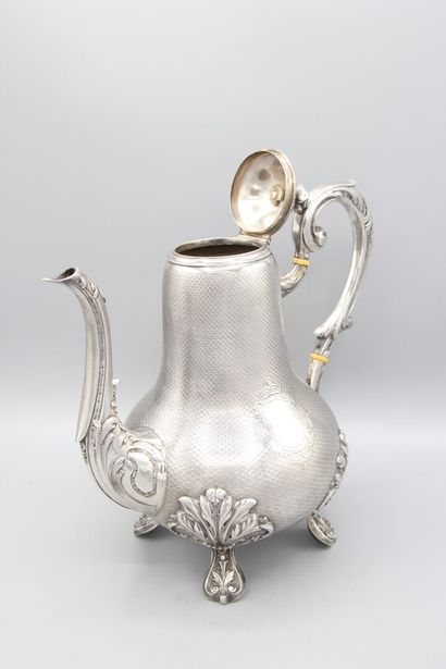 Silver coffee pot
Decorated with guilloche.
Rests...