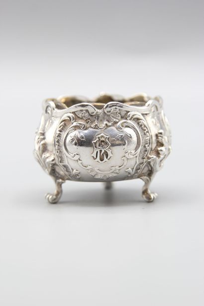 FRAY-HARLEUX.
Pair of silver saltcellars...