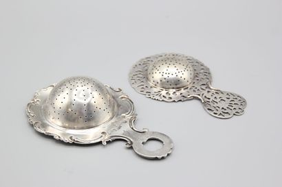 NETHERLANDS 1876.
Silver tea-pot holder with...
