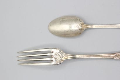 10 silver dessert forks and 11 coffee spoons,...