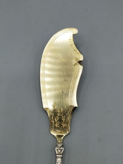 Pelle à tarte en argent avec embout en vermeil...
