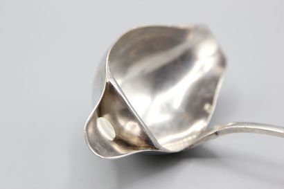 Cuillère à sauce en argent d'inspiration...