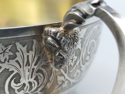 Victor BOIVIN
Paire de tasses en argent et...