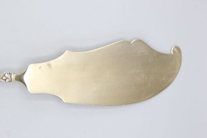 Pelle à tarte en argent avec embout en vermeil...