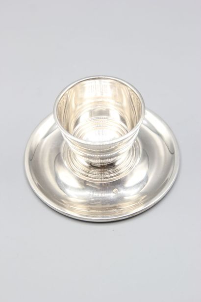 Coquetier sur plateau adhèrent ( pratique...