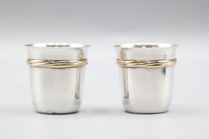 CARTIER 
Paire de timbales / verres en argent...