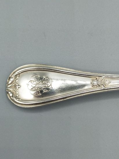 Cuillère à sucre en argent de modèle filets...