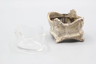 Salière en argent de style Louis XV complète...