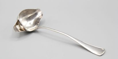 Cuillère à sauce en argent d'inspiration...
