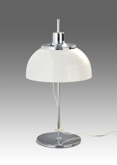 Luce iGuzzini.(XXth century).
Desk lamp,...
