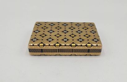 VAN CLEEF AND ARPELS.
Gold box 750°° with...